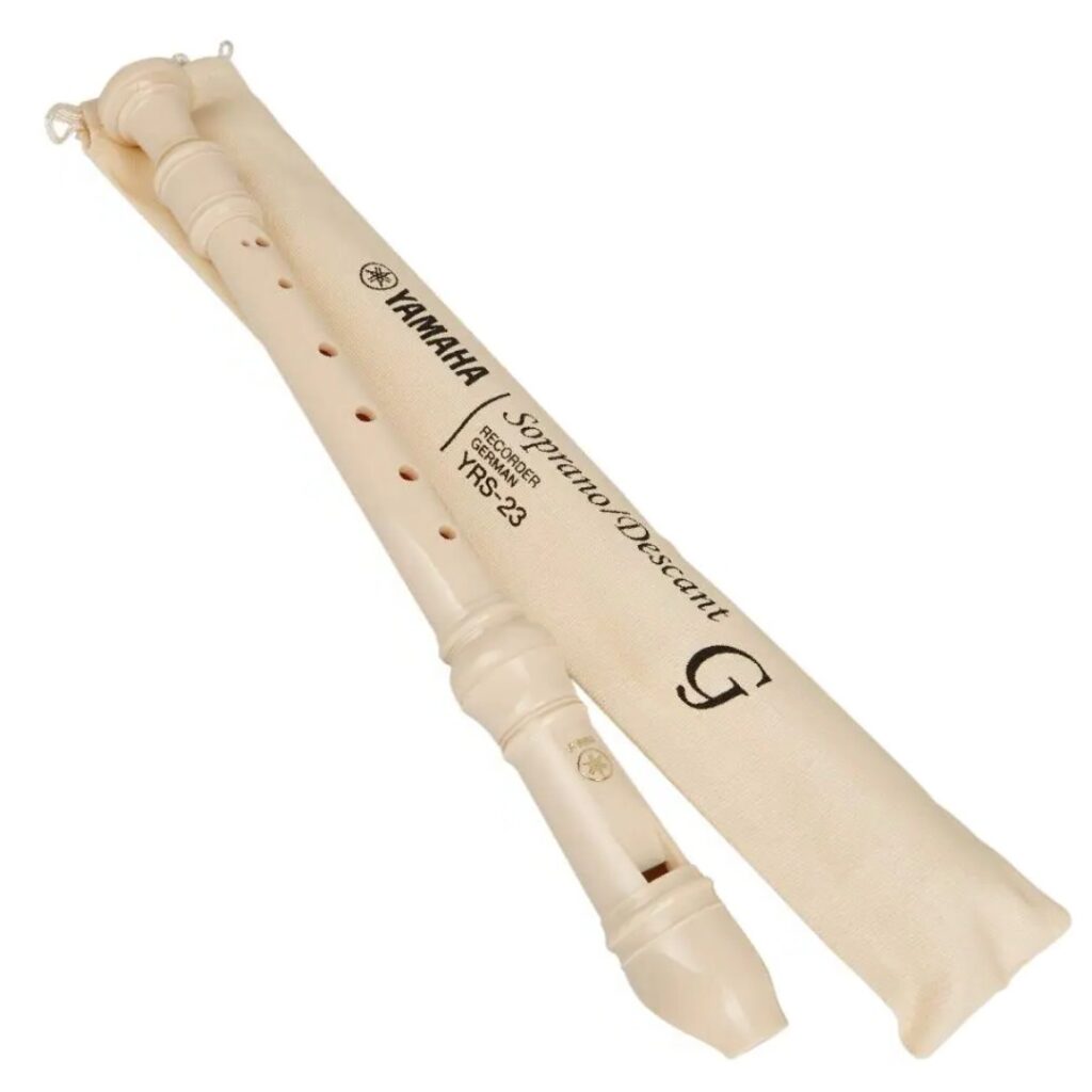 FLAUTA SOPRANO YAMAHA GERMANICA YRS-23BR