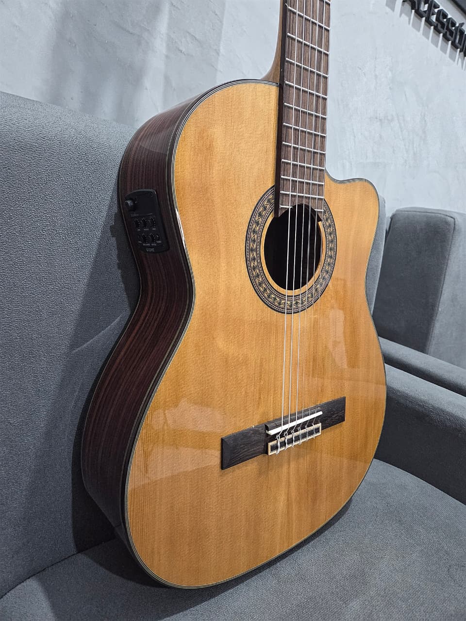 VIOLAO ZELLMER PRIMEVO CEDRO CLASSICO CUTAWAY- BRILHANTE - Image 5
